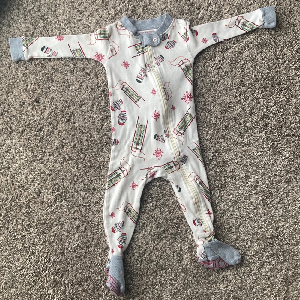 SOLD Burt’s Bees Baby Footies/Footed Pajamas 6-9 mos